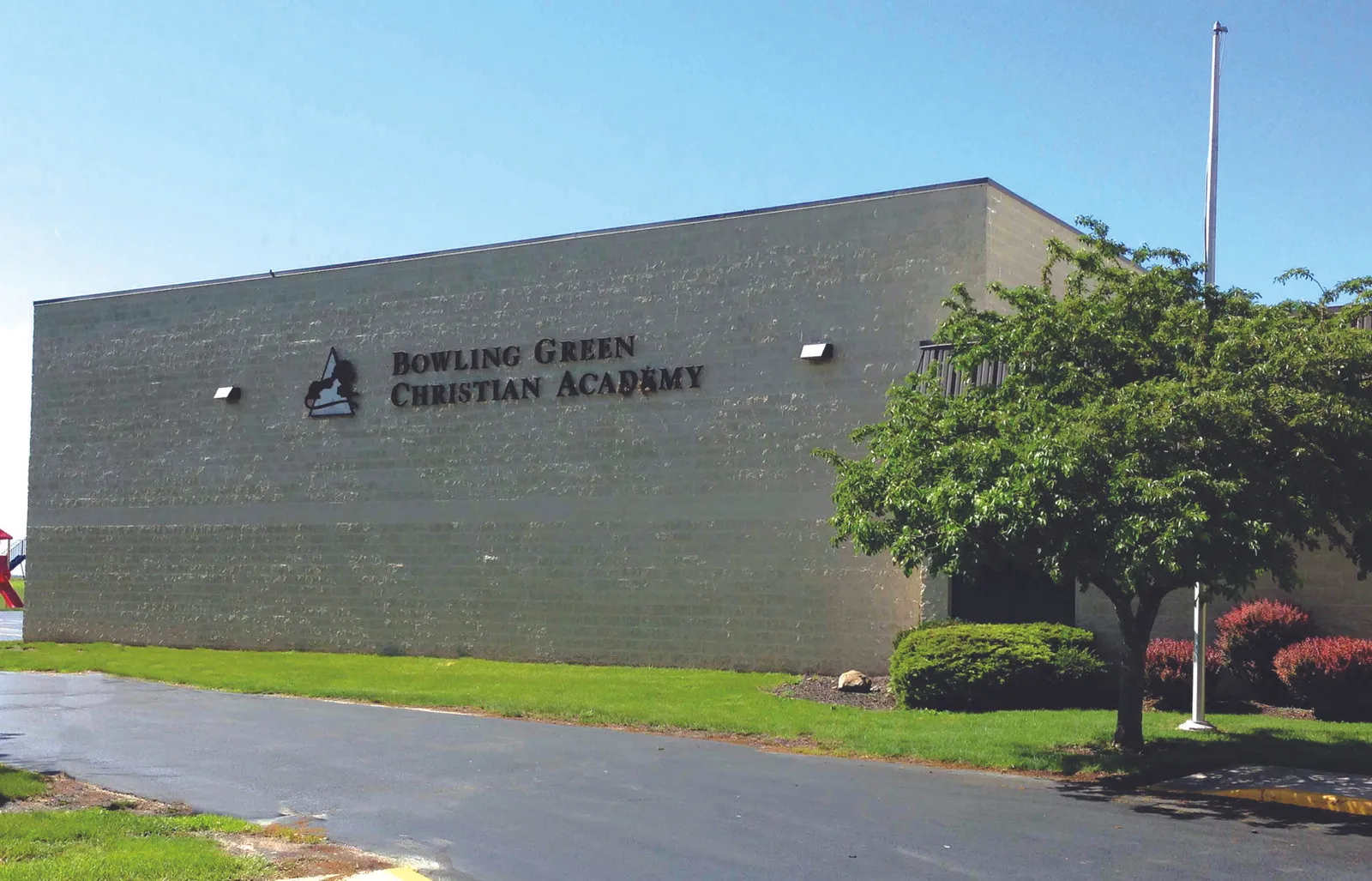 Bowling Green Christian Academy's building